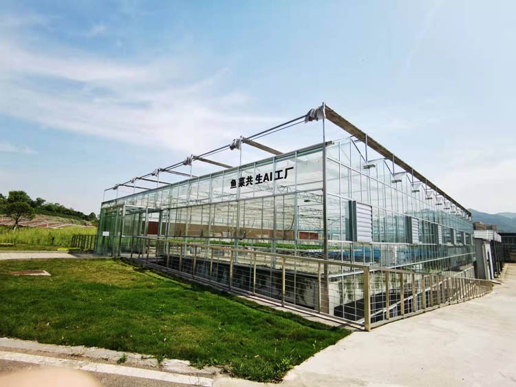 What is the difference between the sunshade curtain for solar greenhouse construction and other products